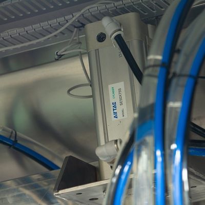 Npack Struktura liniowa Całkowicie automatyczna maszyna do pakowania butelek z detergentami